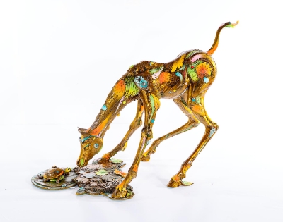 Curioso Large by Nano Lopez